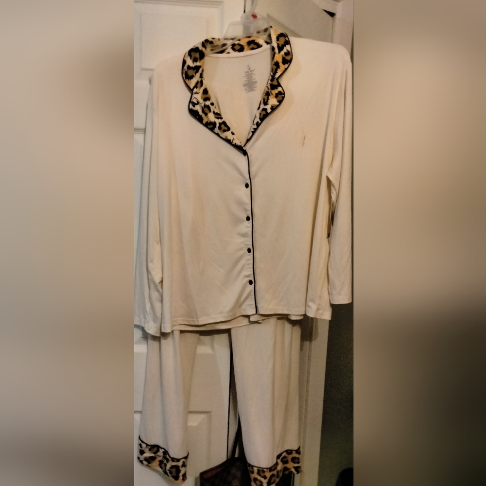 Pajamas set size 2x